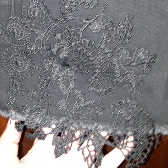 AE Shorts NWT - Picture 2 of 9